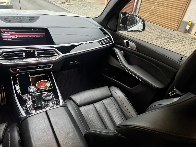 BMW X7 M50i, снимка 9 - Автомобили и джипове - 53035213