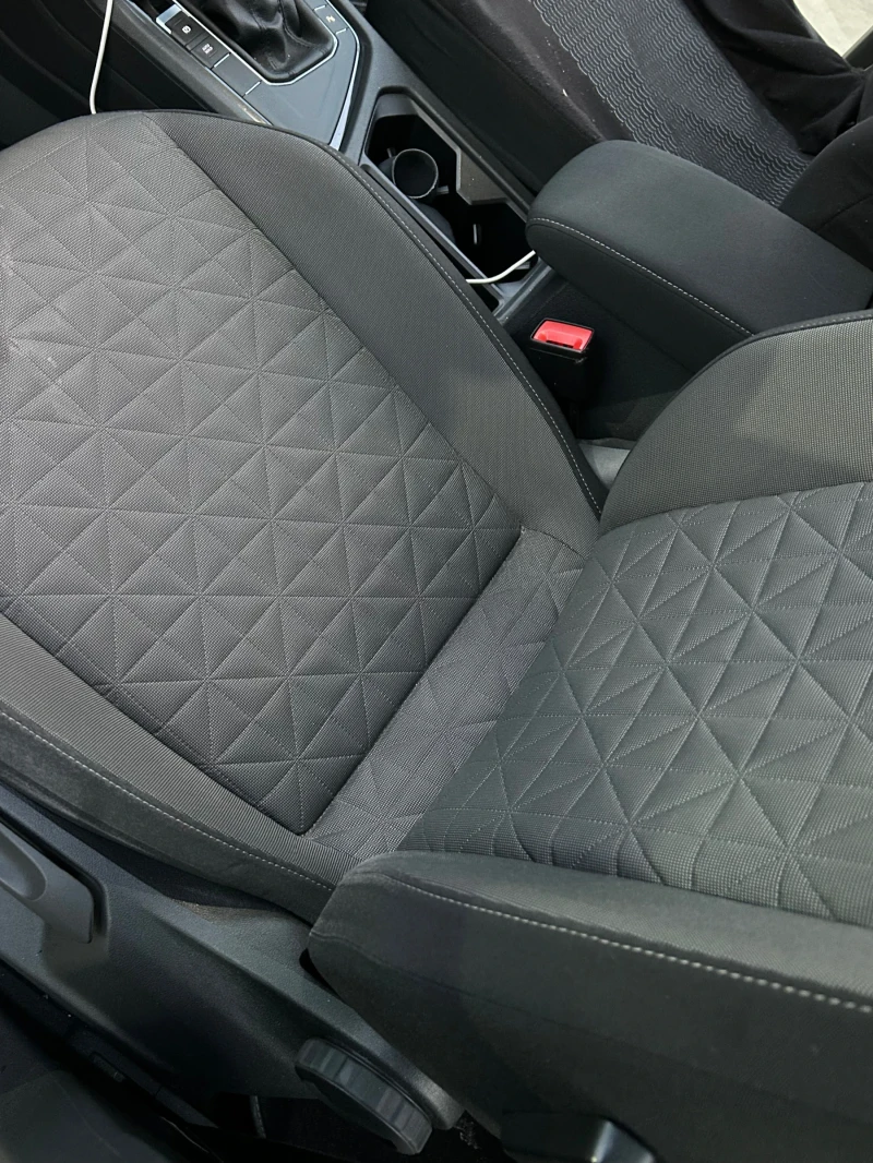 VW Tiguan, снимка 13 - Автомобили и джипове - 53144469