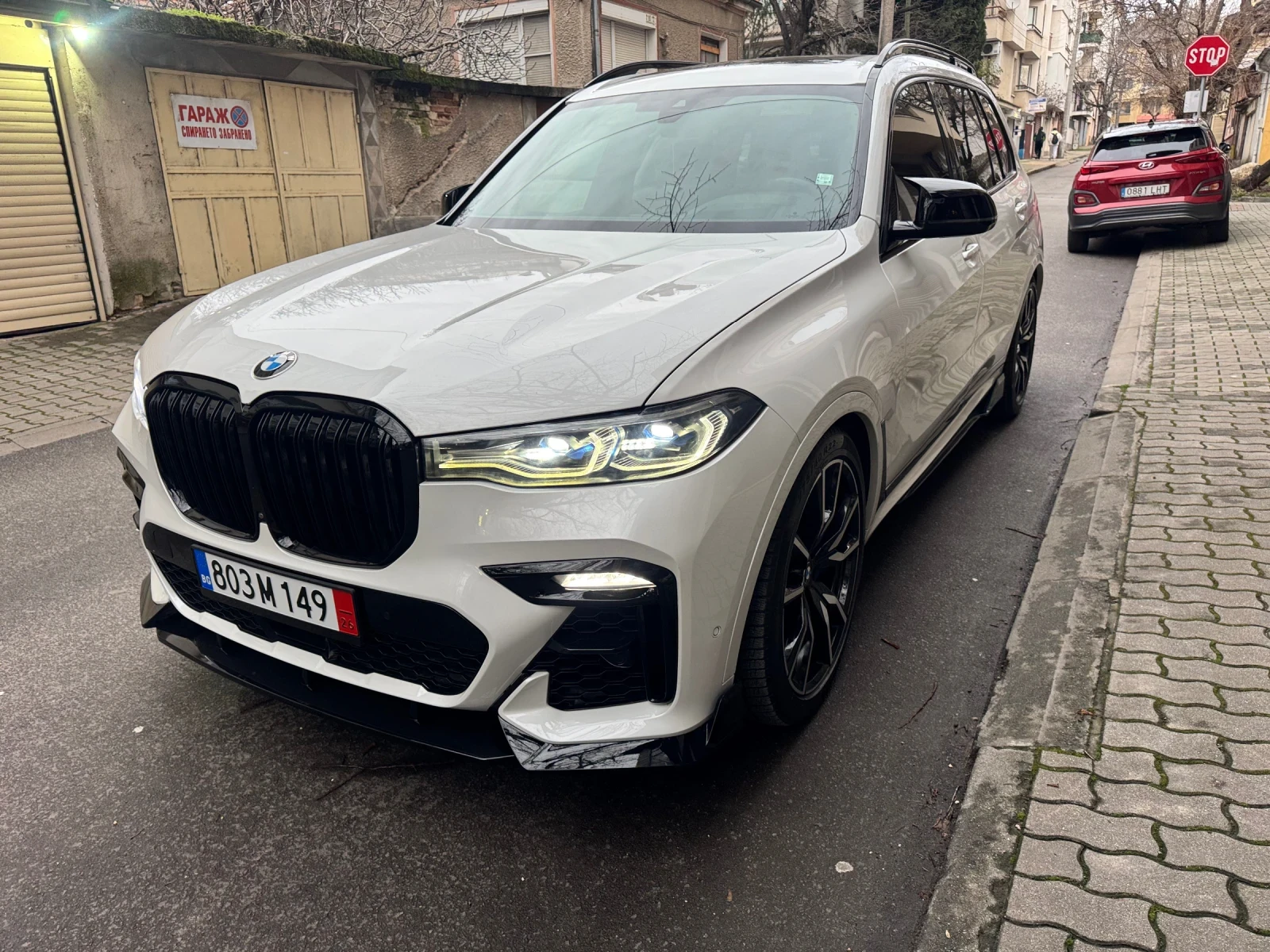 BMW X7 M50i - изображение 3