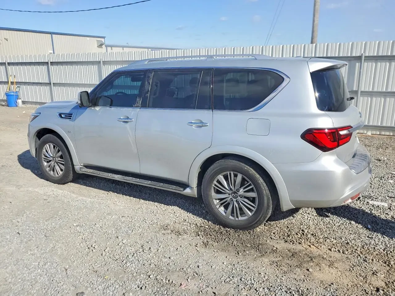 Infiniti QX80 LUXE | Mobile.bg � ����������� 4