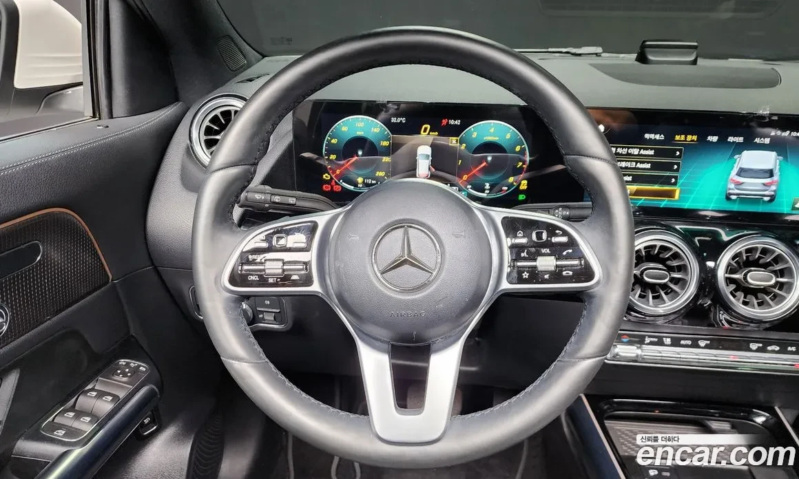 Mercedes-Benz GLA 250 ФИКСИРАНА ЦЕНА* Авто Кредит, снимка 10 - Автомобили и джипове - 54594674