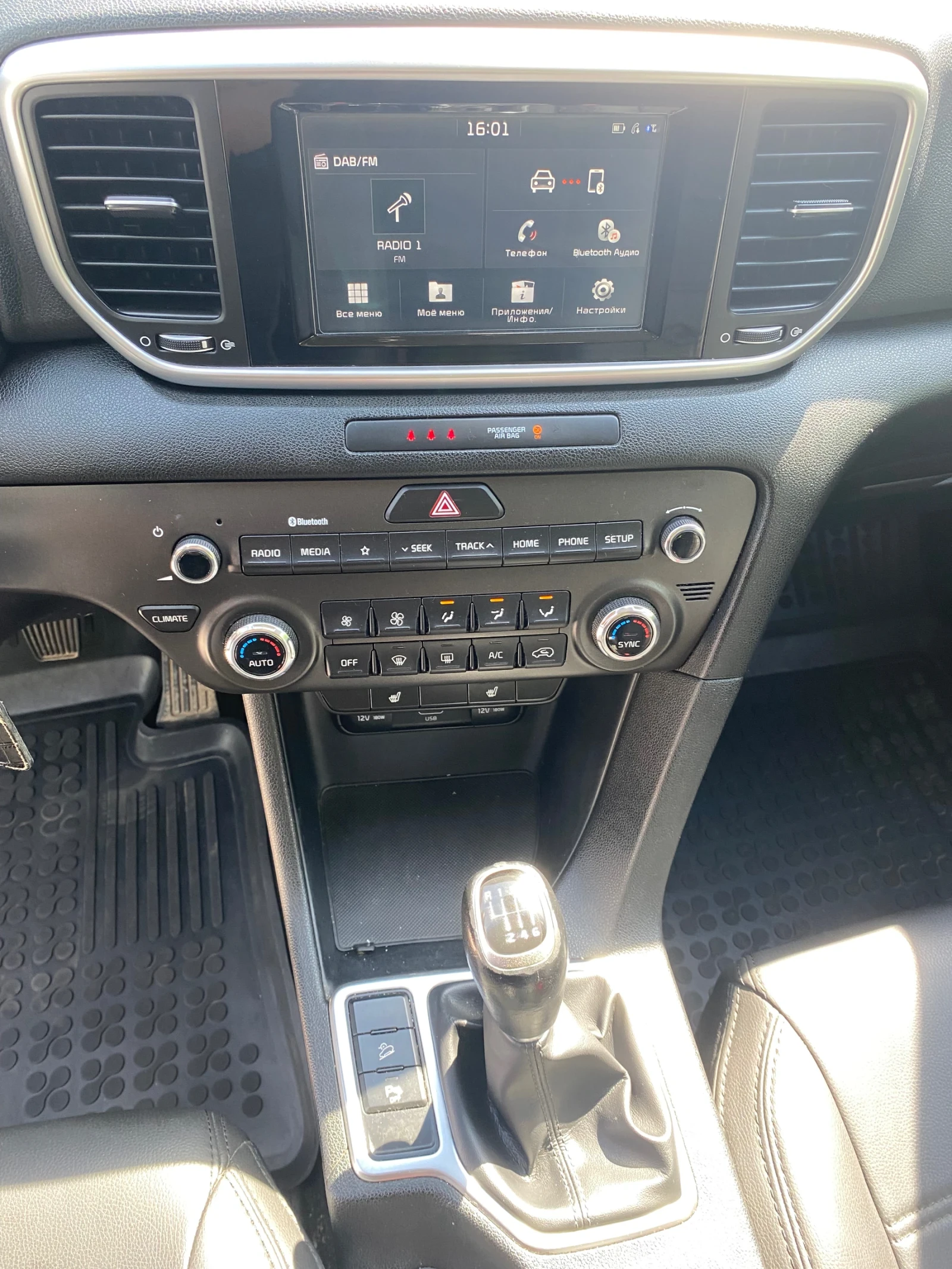 Kia Sportage, снимка 9 - Автомобили и джипове - 54676529