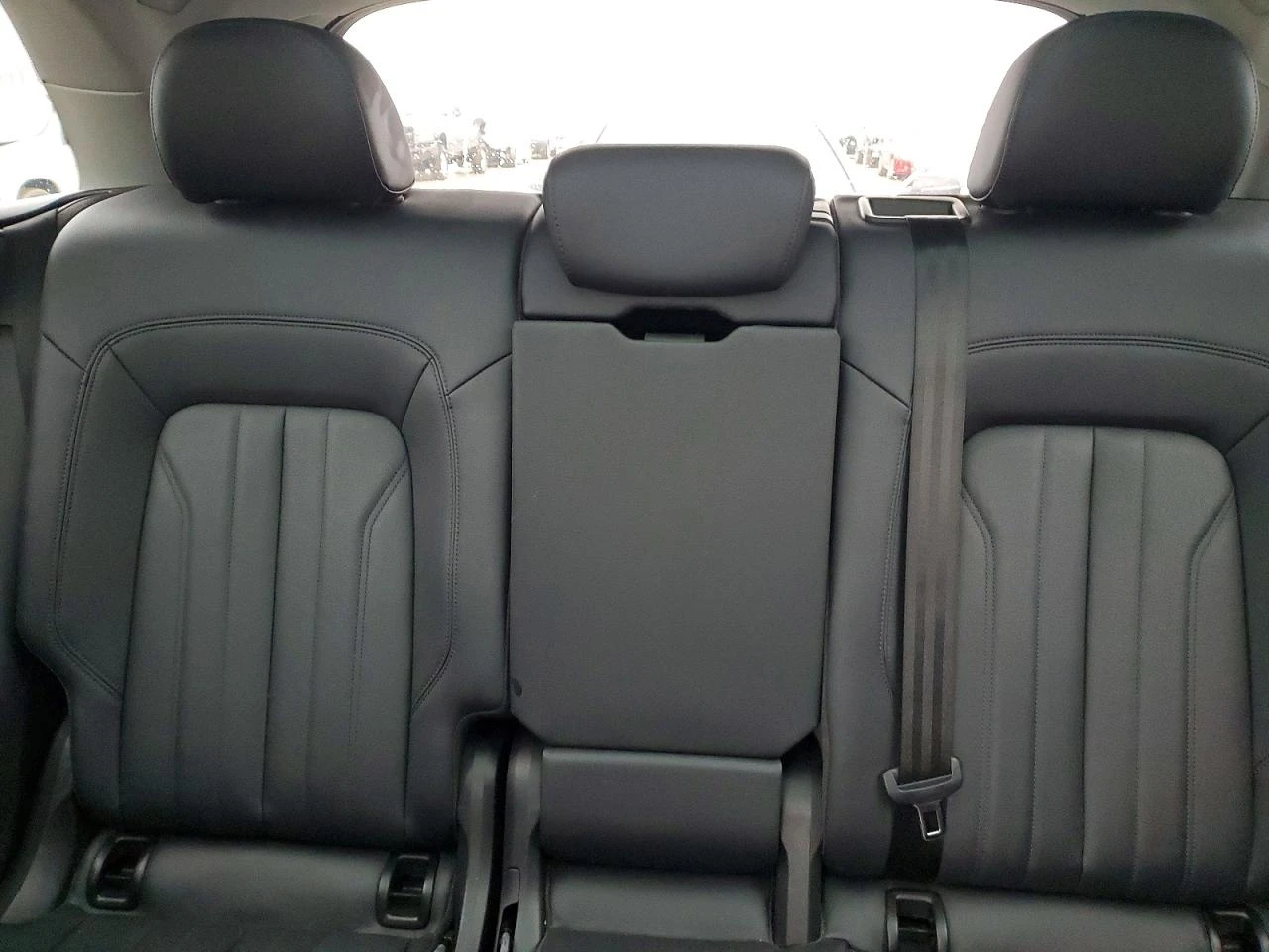 Audi Q5 2.0l E Premium Plus, снимка 10 - Автомобили и джипове - 54705289