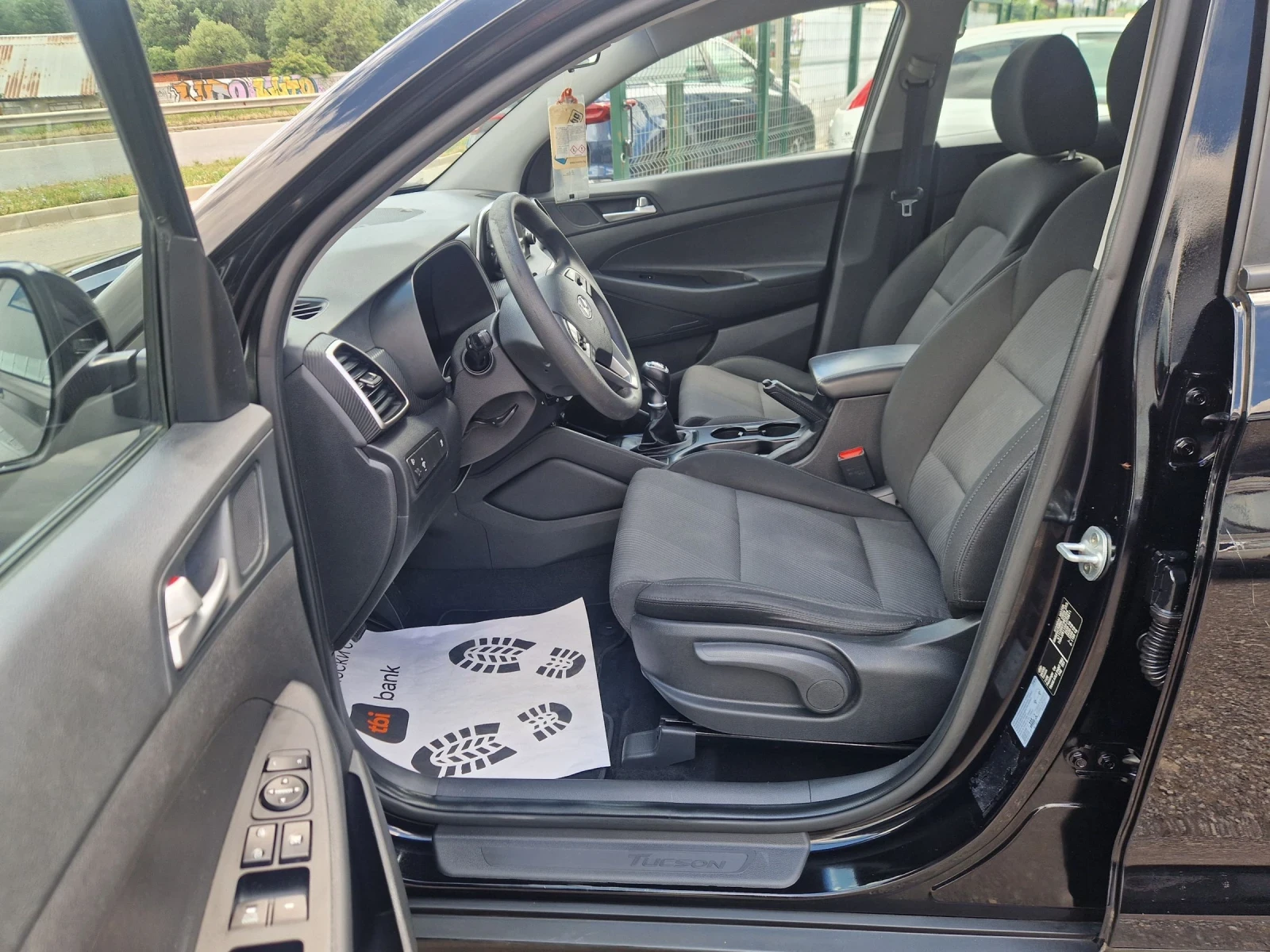 Hyundai Tucson 1.6i 16v 132HP. BLACK ITALIA, снимка 11 - Автомобили и джипове - 55296903