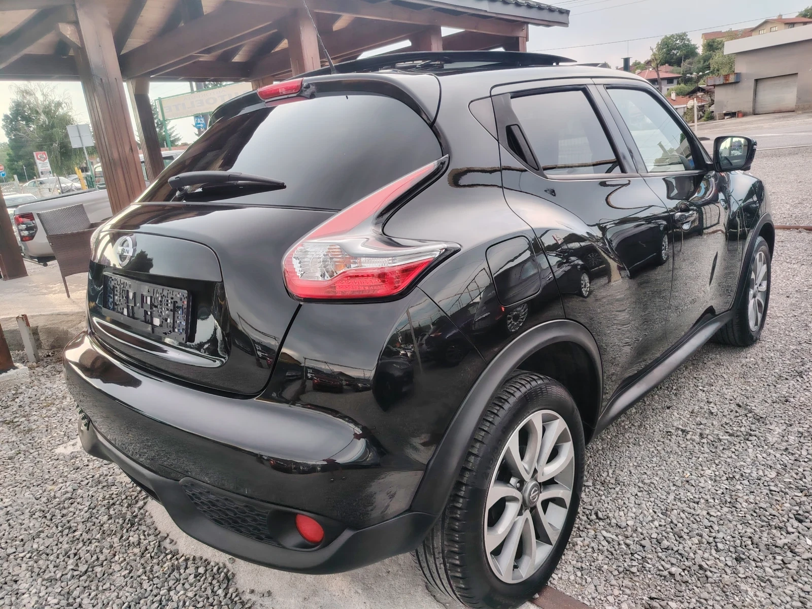 Nissan Juke 1.5 DCI Panorama, снимка 16 - Автомобили и джипове - 55317212