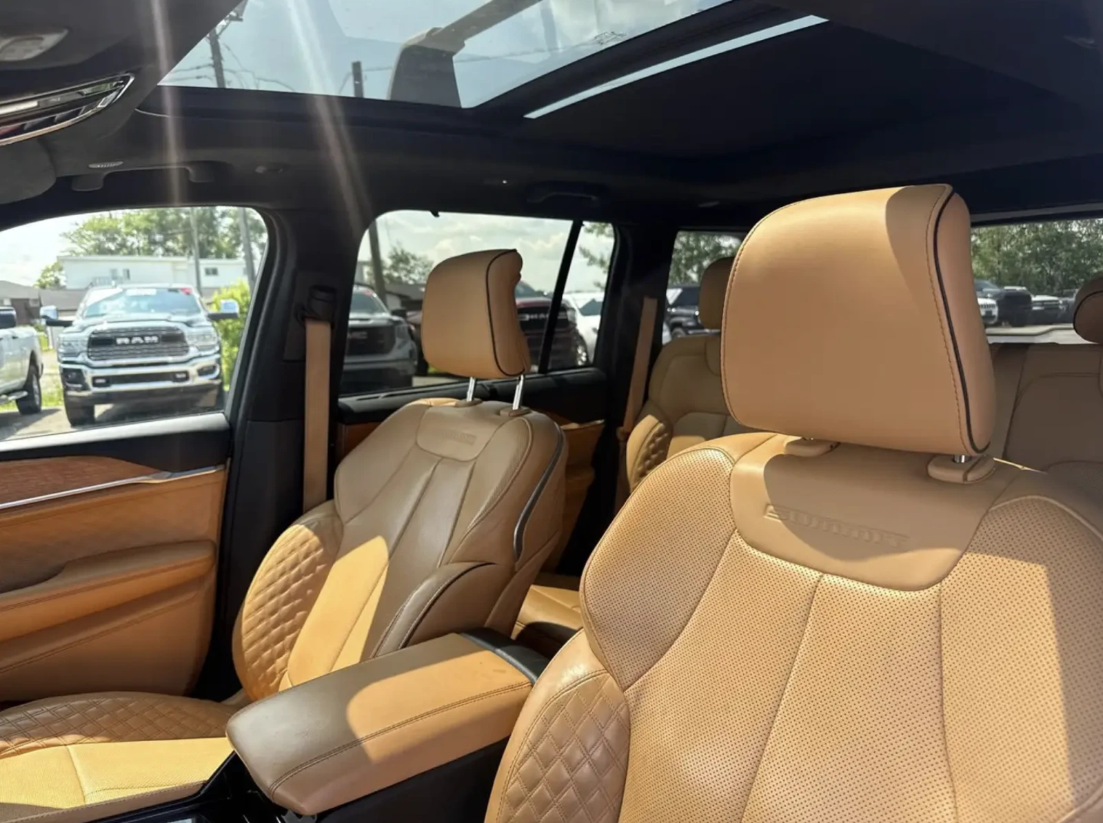 Jeep Grand cherokee 2022 Jeep Grand Cherokee Summit Reserve, снимка 8 - Автомобили и джипове - 55639003