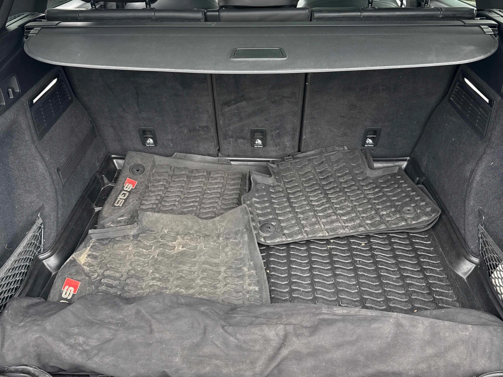 Audi SQ5 TECHNIK * ДИСТРОНИК* 360 КАМЕРА* DIAMOND SEATS* , снимка 13 - Автомобили и джипове - 56108312