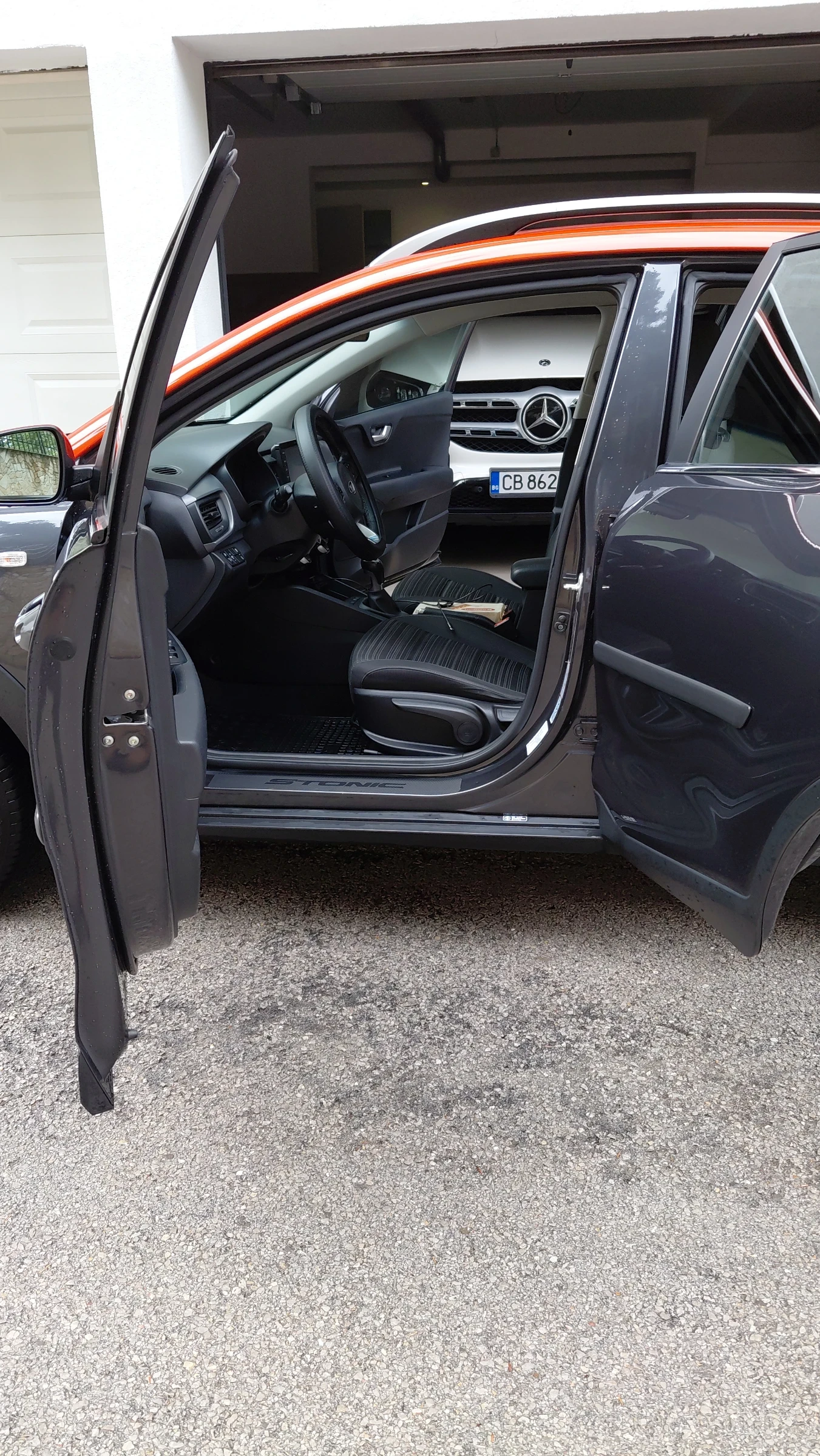 Kia Stonic 1.4 бензин газ, снимка 15 - Автомобили и джипове - 56231956