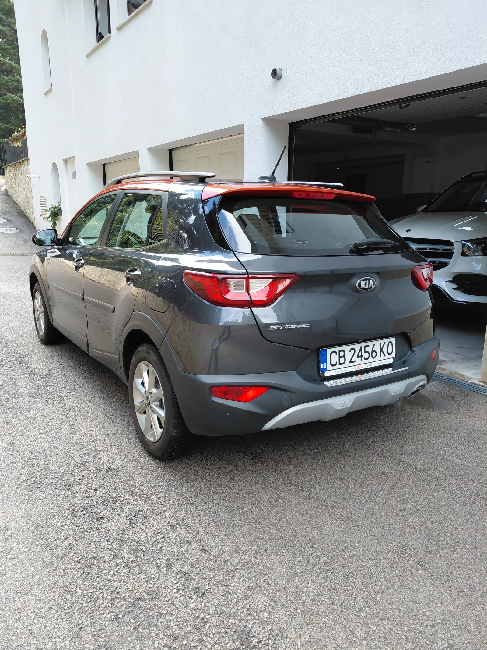 Kia Stonic 1.4 бензин газ, снимка 2 - Автомобили и джипове - 56231956