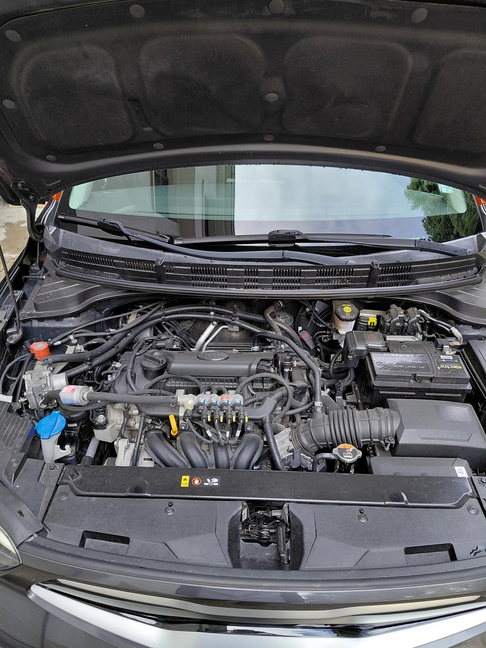 Kia Stonic 1.4 бензин газ, снимка 13 - Автомобили и джипове - 56231956