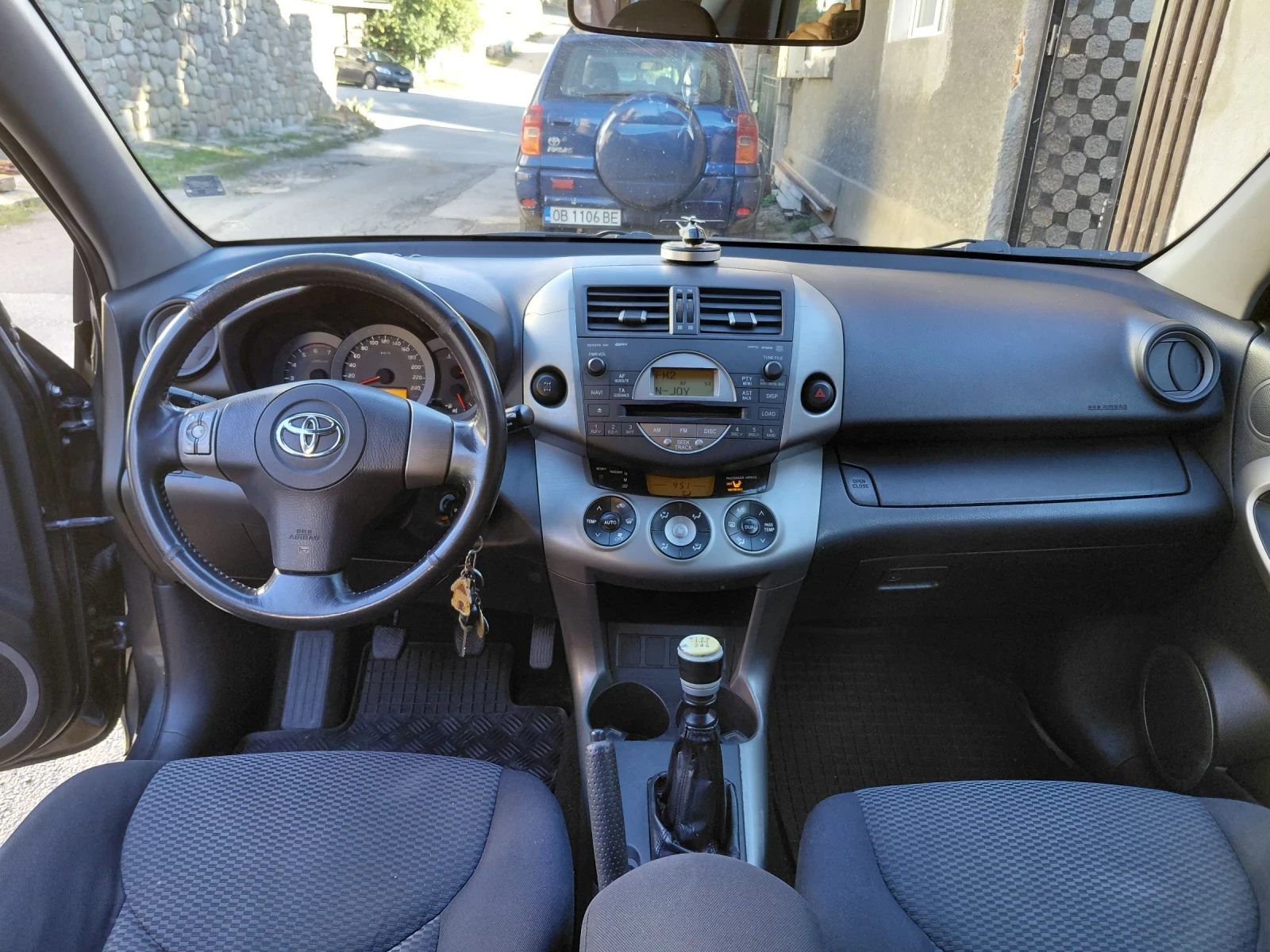 Toyota Rav4, снимка 8 - Автомобили и джипове - 56660780