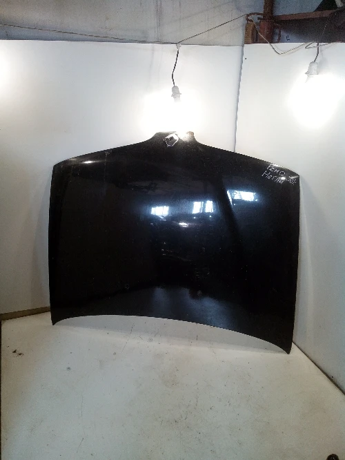 Преден капак за Рено Меган (черен)