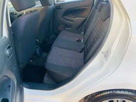 Mazda 2 1.3i НОВА!!!!!, снимка 12