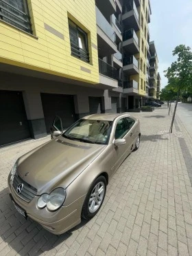 Mercedes-Benz C 180 Kompressor, снимка 9