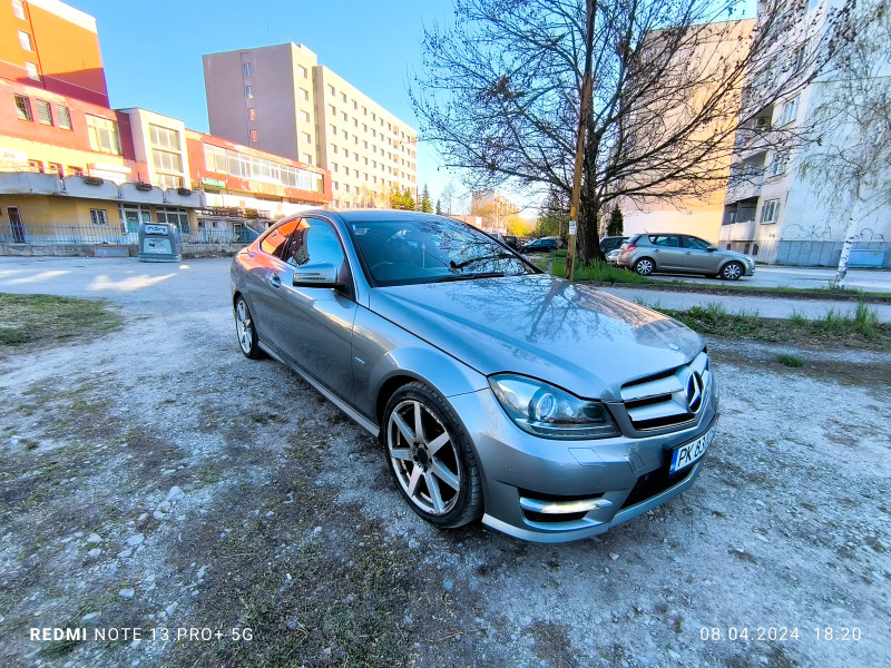 Mercedes-Benz C 220 C220 AMG, снимка 7 - Автомобили и джипове - 45178493