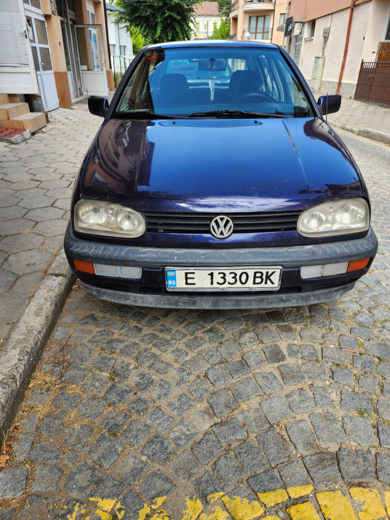 VW Golf, снимка 3 - Автомобили и джипове - 46246114