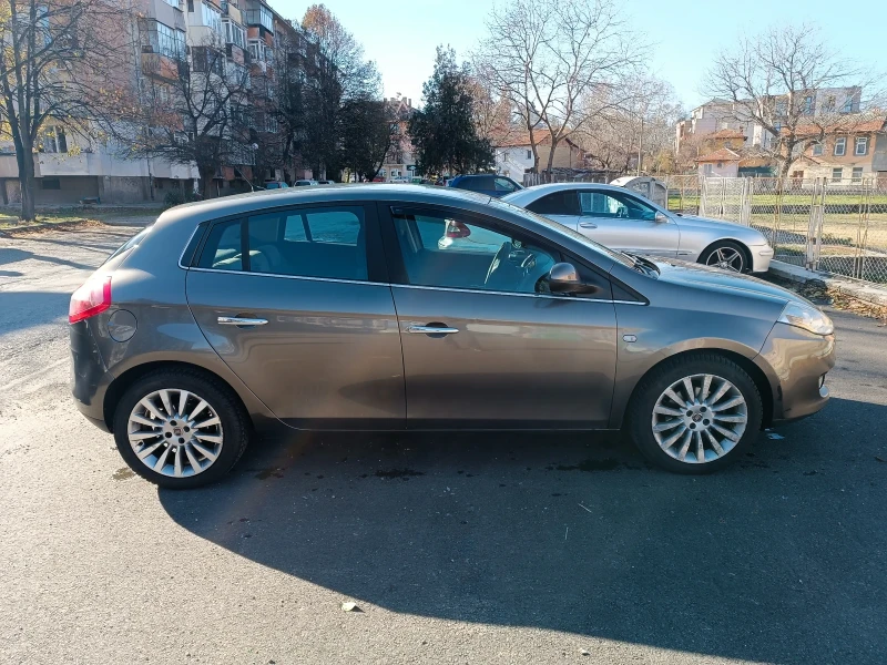 Fiat Bravo 1.9 Multijet, снимка 7 - Автомобили и джипове - 48087462