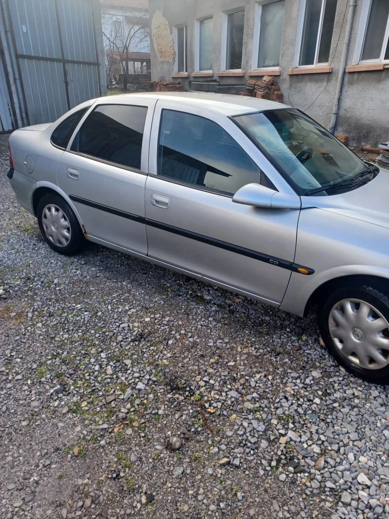 Opel Vectra, снимка 5 - Автомобили и джипове - 48270824