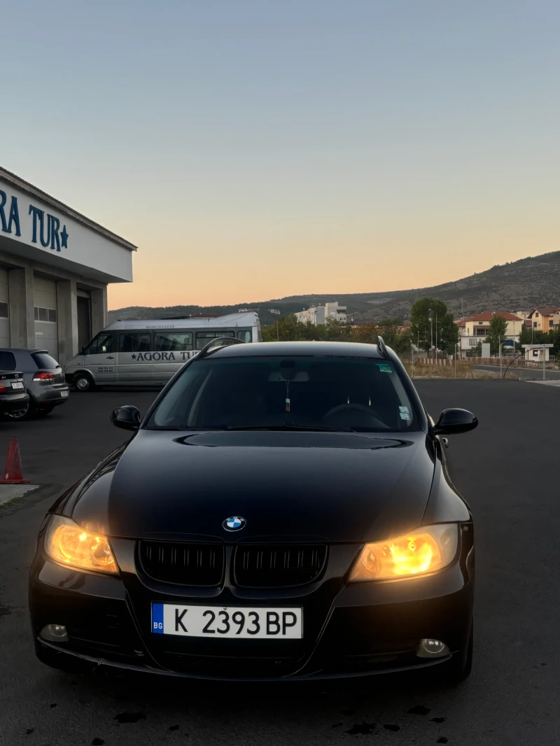 BMW 320, снимка 1 - Автомобили и джипове - 49157834