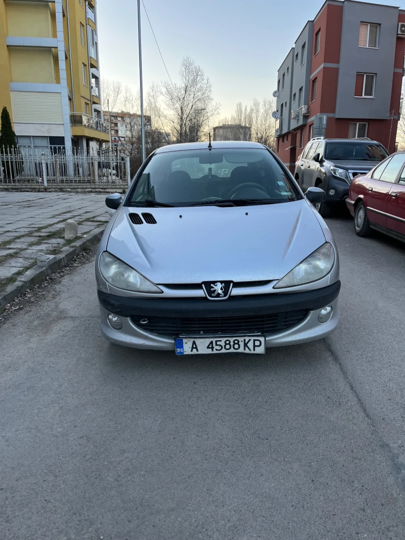 Peugeot 206, снимка 1 - Автомобили и джипове - 49424726