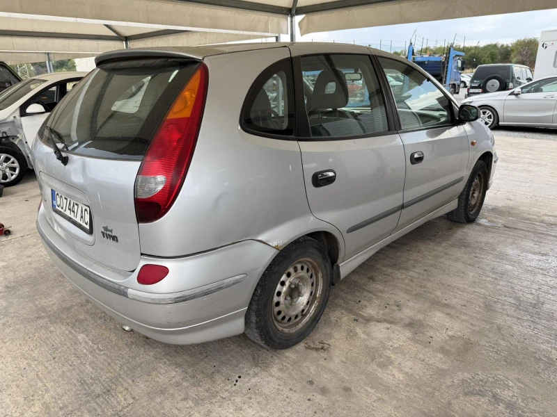 Nissan Almera tino 1.8, Бензин-Газ, снимка 4 - Автомобили и джипове - 53121704