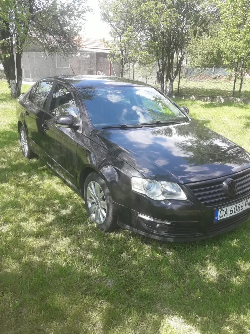 VW Passat, снимка 4 - Автомобили и джипове - 52891370