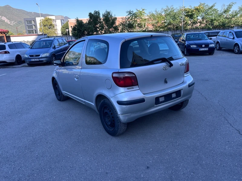 Toyota Yaris 1.3i - КЛИМАТИК, снимка 7 - Автомобили и джипове - 51518860