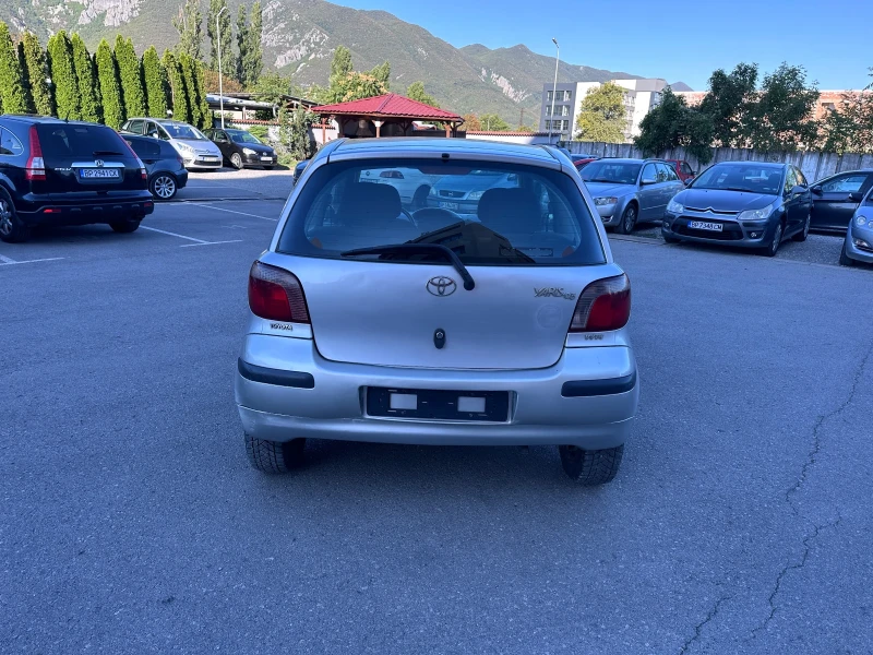Toyota Yaris 1.3i - КЛИМАТИК, снимка 6 - Автомобили и джипове - 51518860