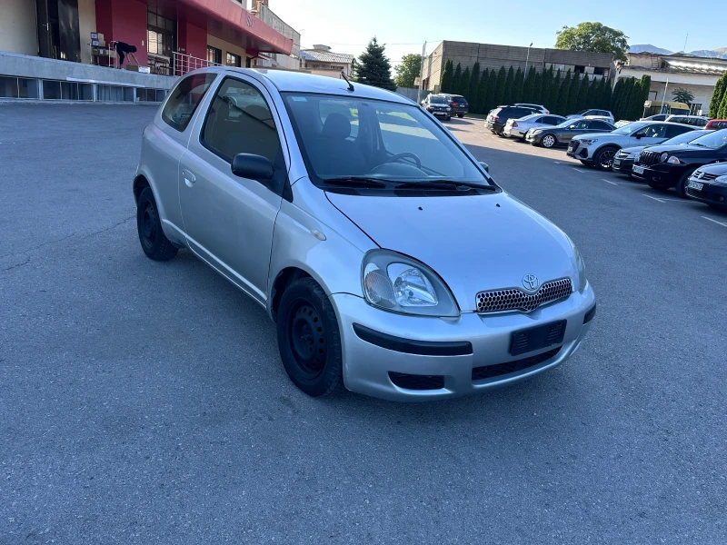 Toyota Yaris 1.3i - КЛИМАТИК, снимка 3 - Автомобили и джипове - 51518860