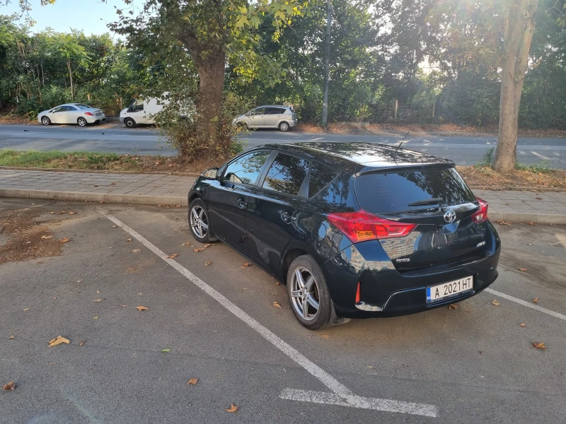 Toyota Auris 1.6 Luna Бензин - Газ, снимка 6 - Автомобили и джипове - 51571596