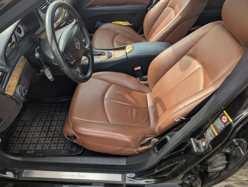 Mercedes-Benz E 220, снимка 13 - Автомобили и джипове - 52284882