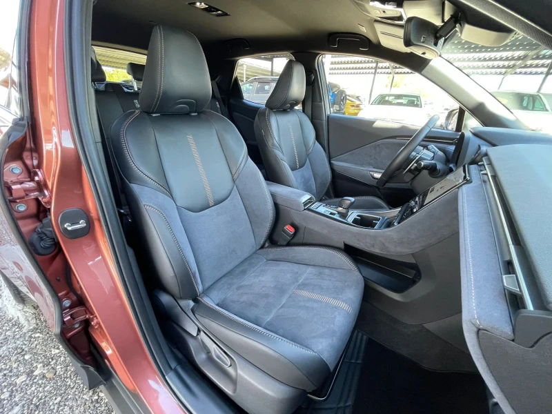 Lexus LBX AWD/HUD/BSM/Гаранционен , снимка 15 - Автомобили и джипове - 51764777