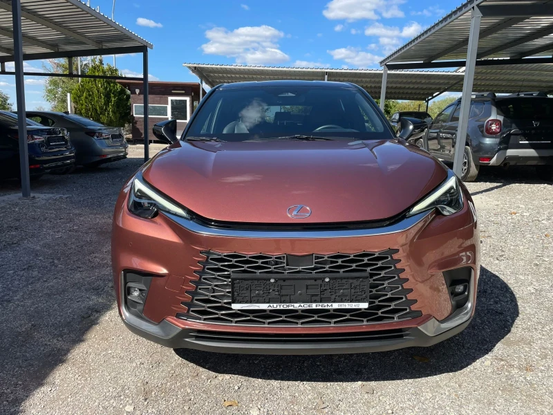 Lexus LBX AWD/HUD/BSM/Гаранционен , снимка 2 - Автомобили и джипове - 51764777