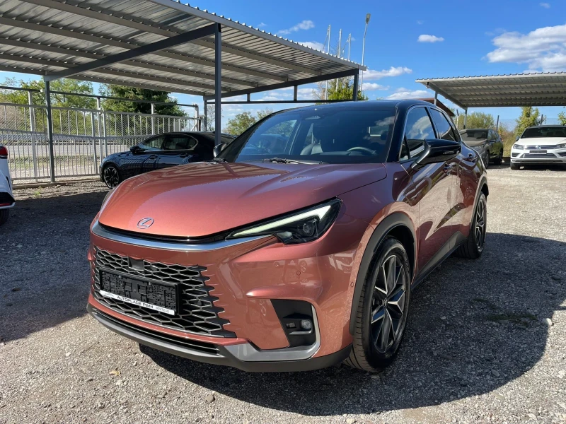 Lexus LBX AWD/HUD/BSM/Гаранционен 