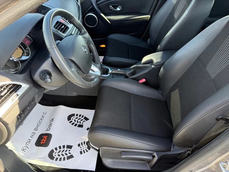 Renault Megane (KATO НОВА), снимка 11 - Автомобили и джипове - 52409201