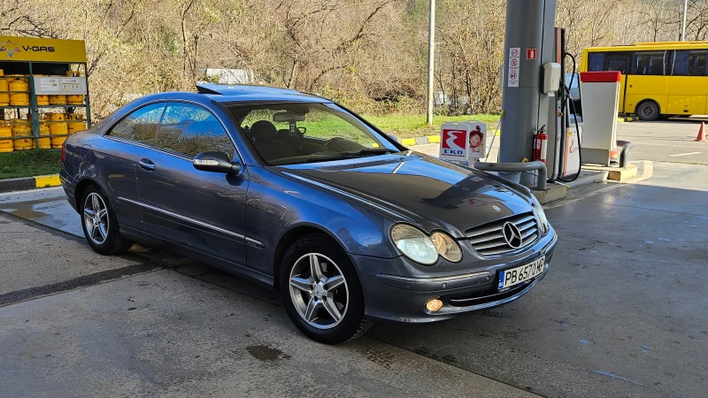 Mercedes-Benz CLK 3.2 GAZ/AVTOMAT/NAVIG/SPORT, снимка 8 - Автомобили и джипове - 52844338