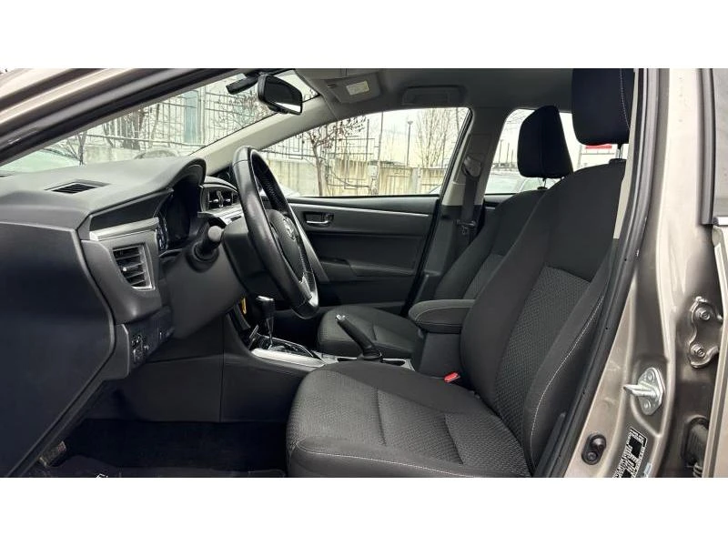 Toyota Corolla SDN 1.6P CVT EXECUTIVE, снимка 12 - Автомобили и джипове - 53496752