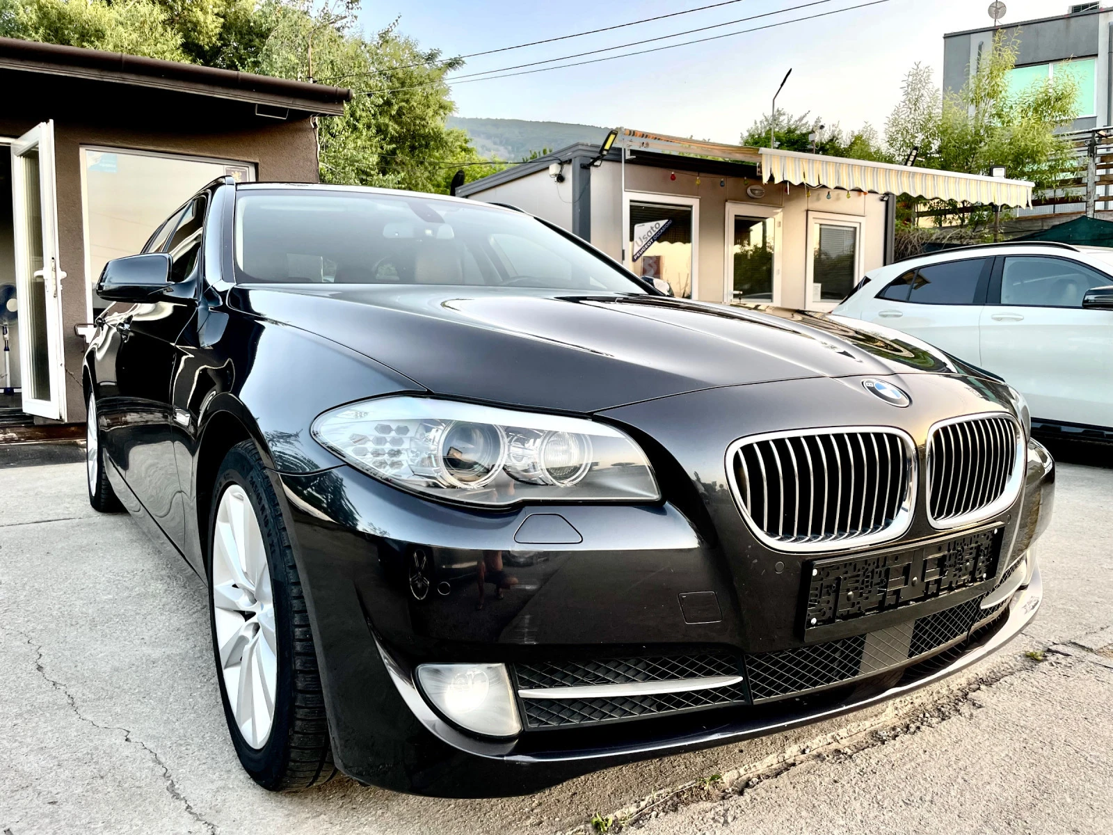 BMW 525 D 3.0 Head up 204 кс Дистроник Автоматик Швейцария - изображение 7