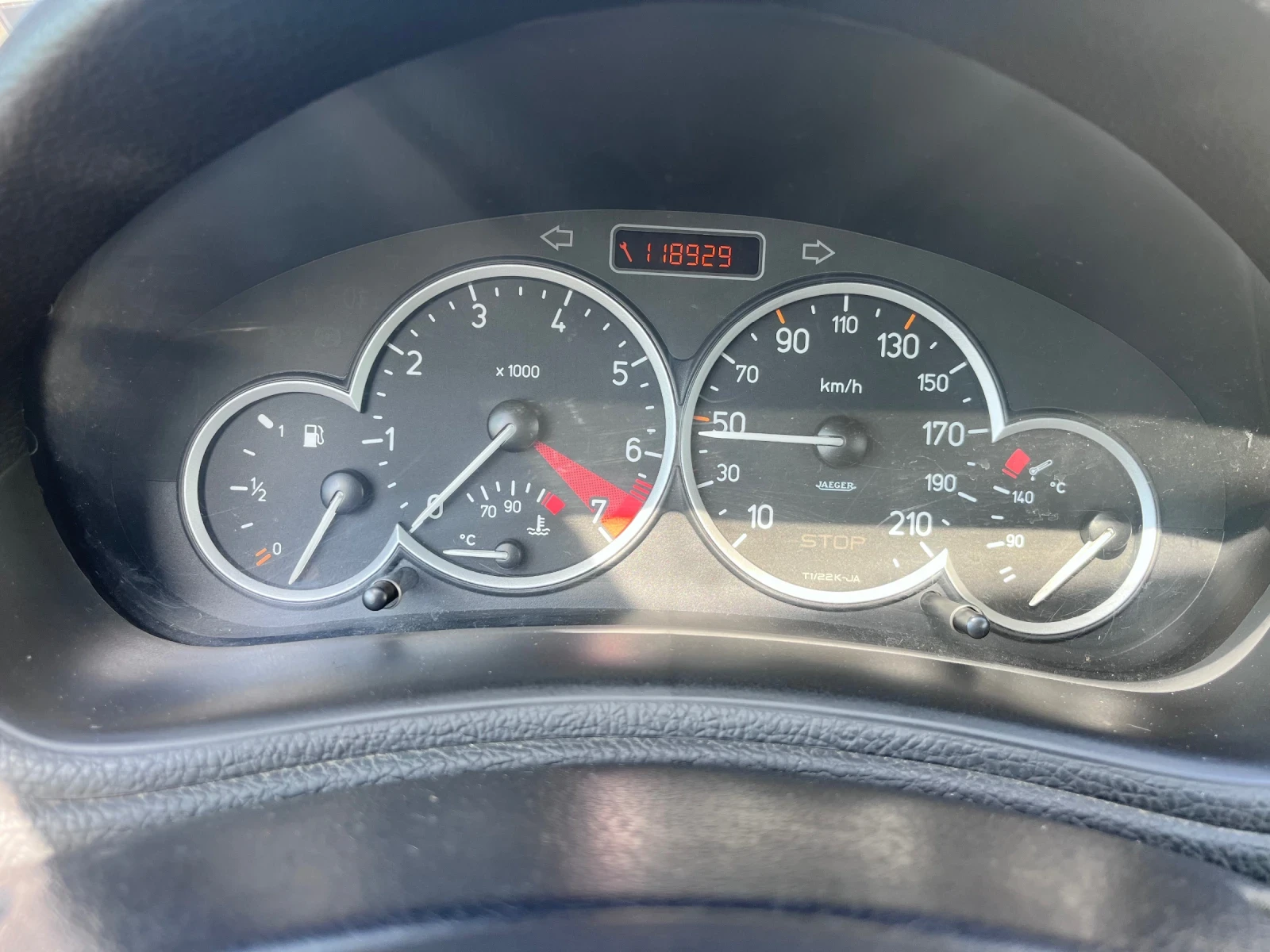 Peugeot 206 Cc - изображение 10