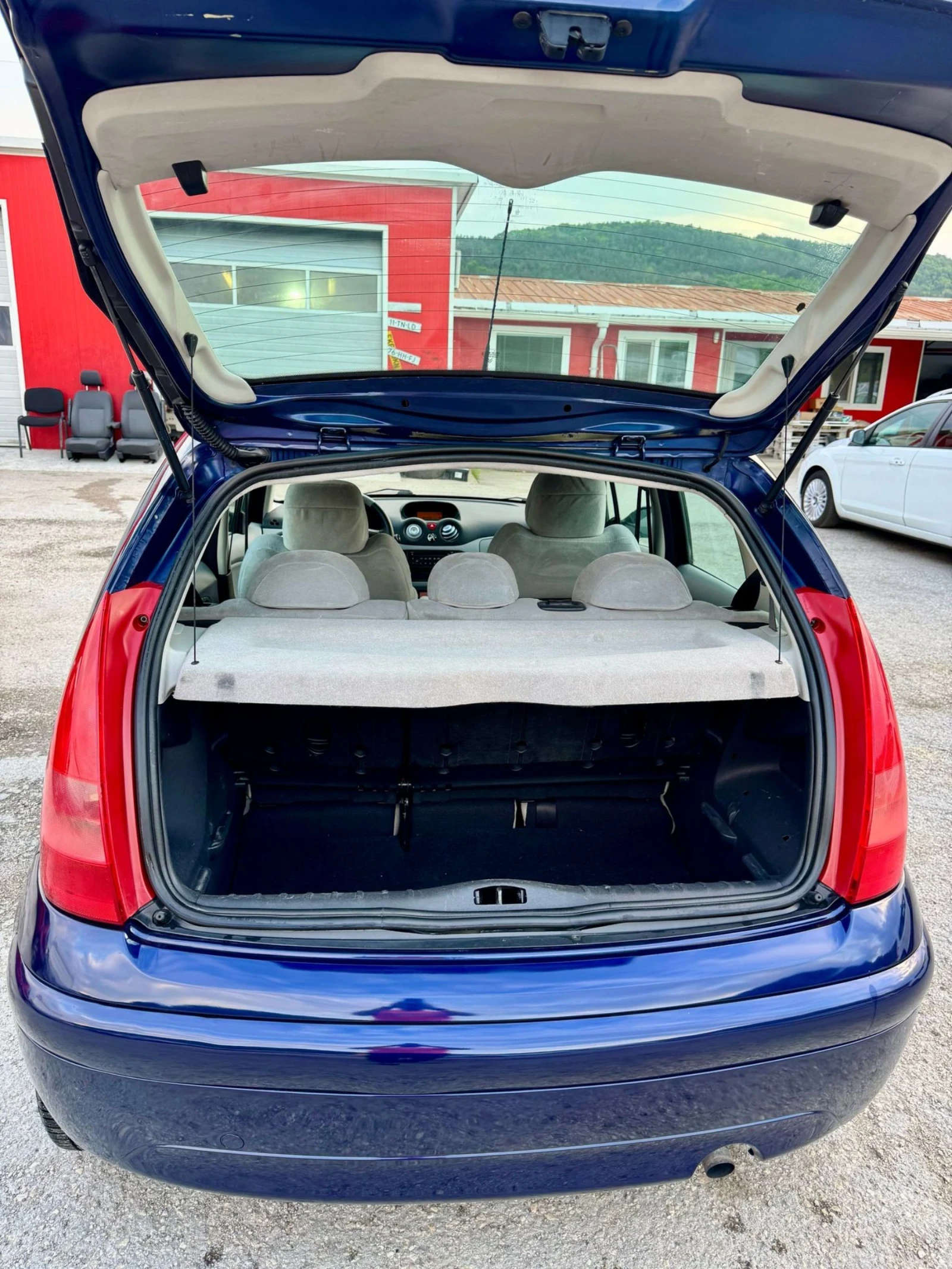 Citroen C3 1.4HDI, КЛИМАТРОНИК, АВТОПИЛОТ  - изображение 4