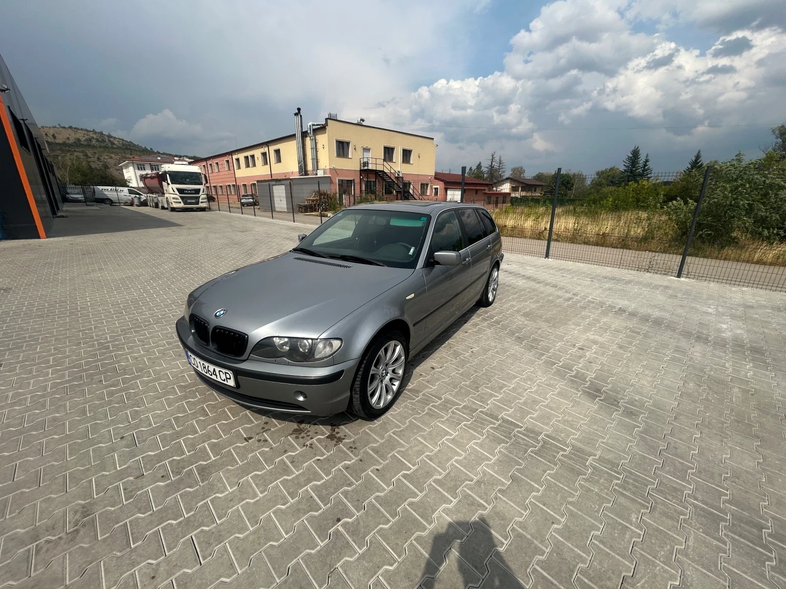 BMW 330  - изображение 9