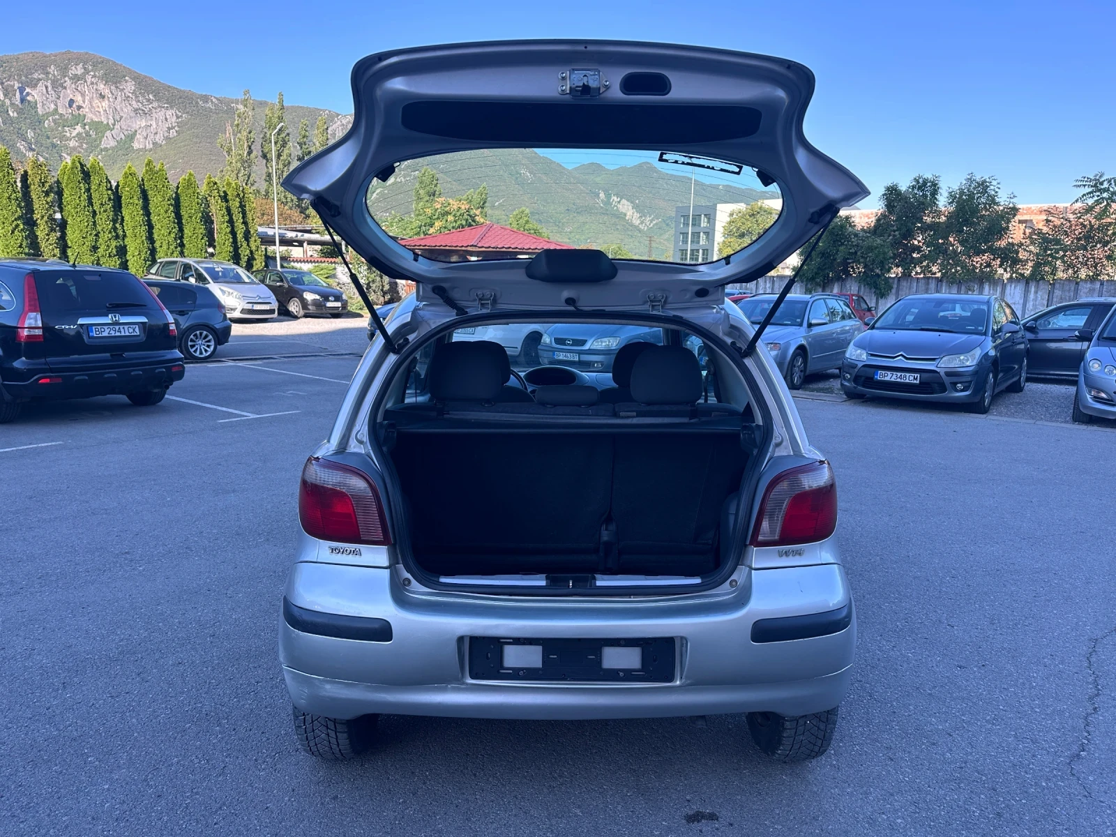 Toyota Yaris 1.3i -  | Mobile.bg   17