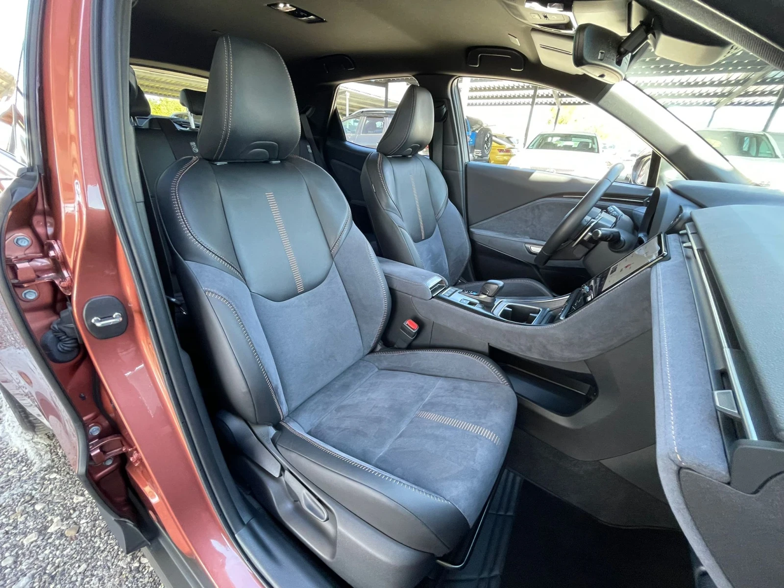 Lexus LBX AWD/HUD/BSM/  | Mobile.bg   15