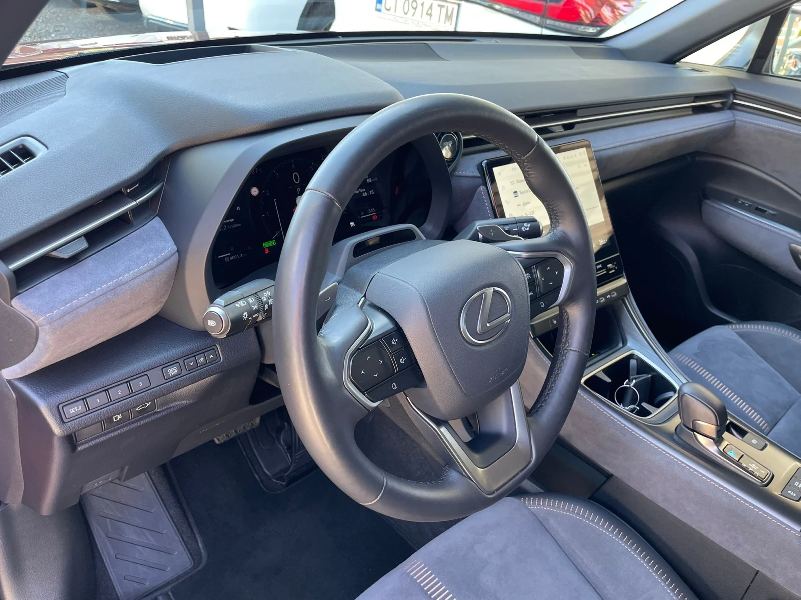 Lexus LBX AWD/HUD/BSM/  | Mobile.bg   11