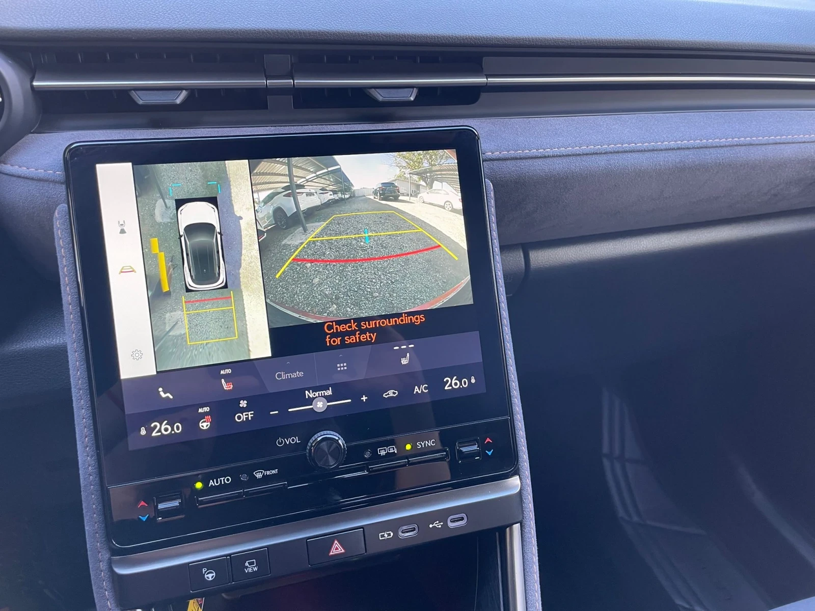 Lexus LBX AWD/HUD/BSM/  | Mobile.bg   17