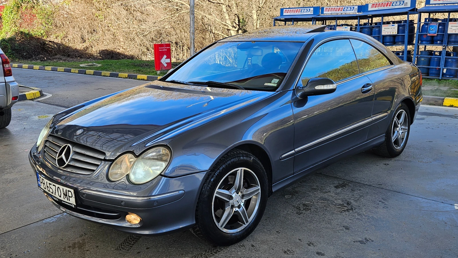 Mercedes-Benz CLK 3.2 GAZ/AVTOMAT/NAVIG/SPORT - изображение 2