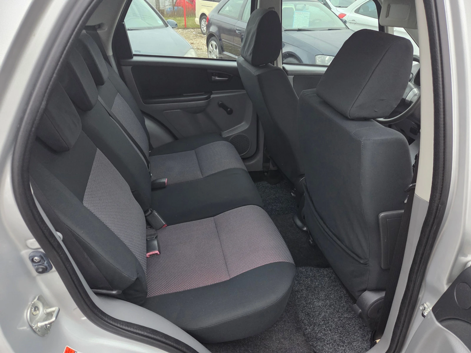 Suzuki SX4 1.6i/gaz/4x4 - изображение 10