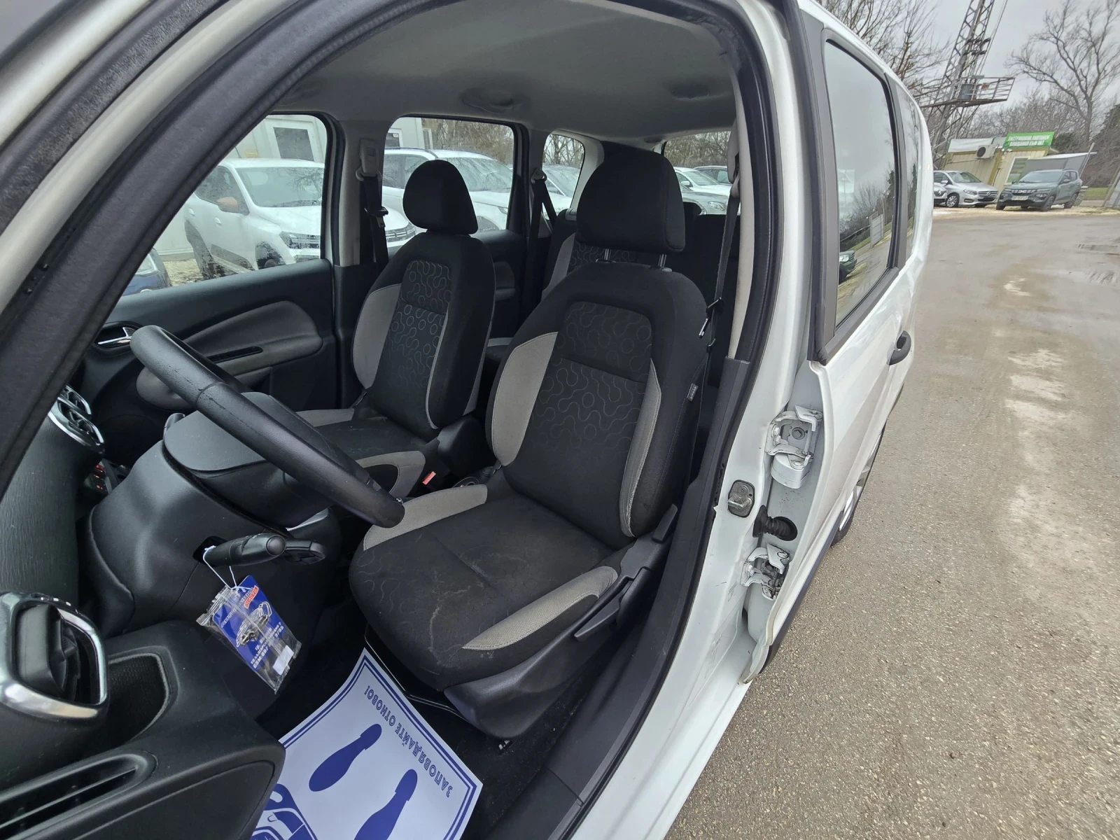 Citroen C3 Picasso 1.4i 95к.с  - изображение 9