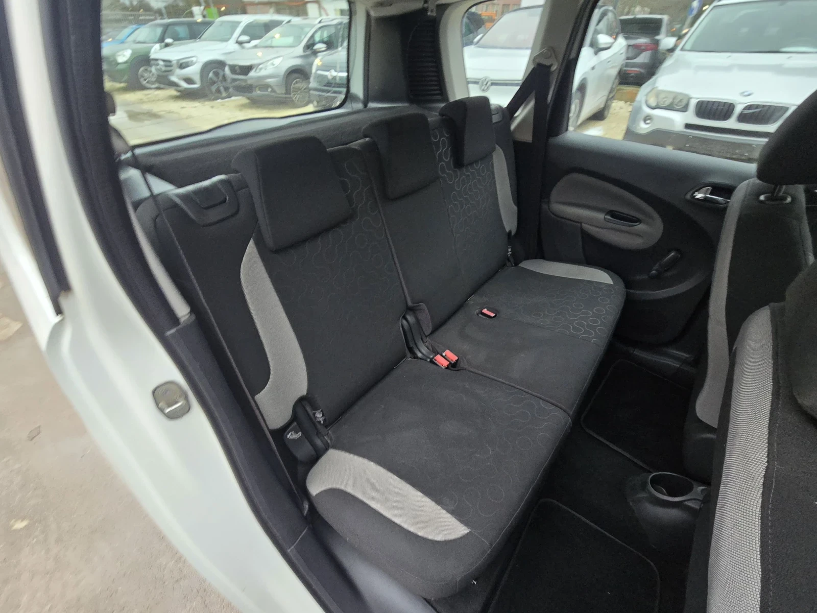 Citroen C3 Picasso 1.4i 95�.�  | Mobile.bg � ����������� 14