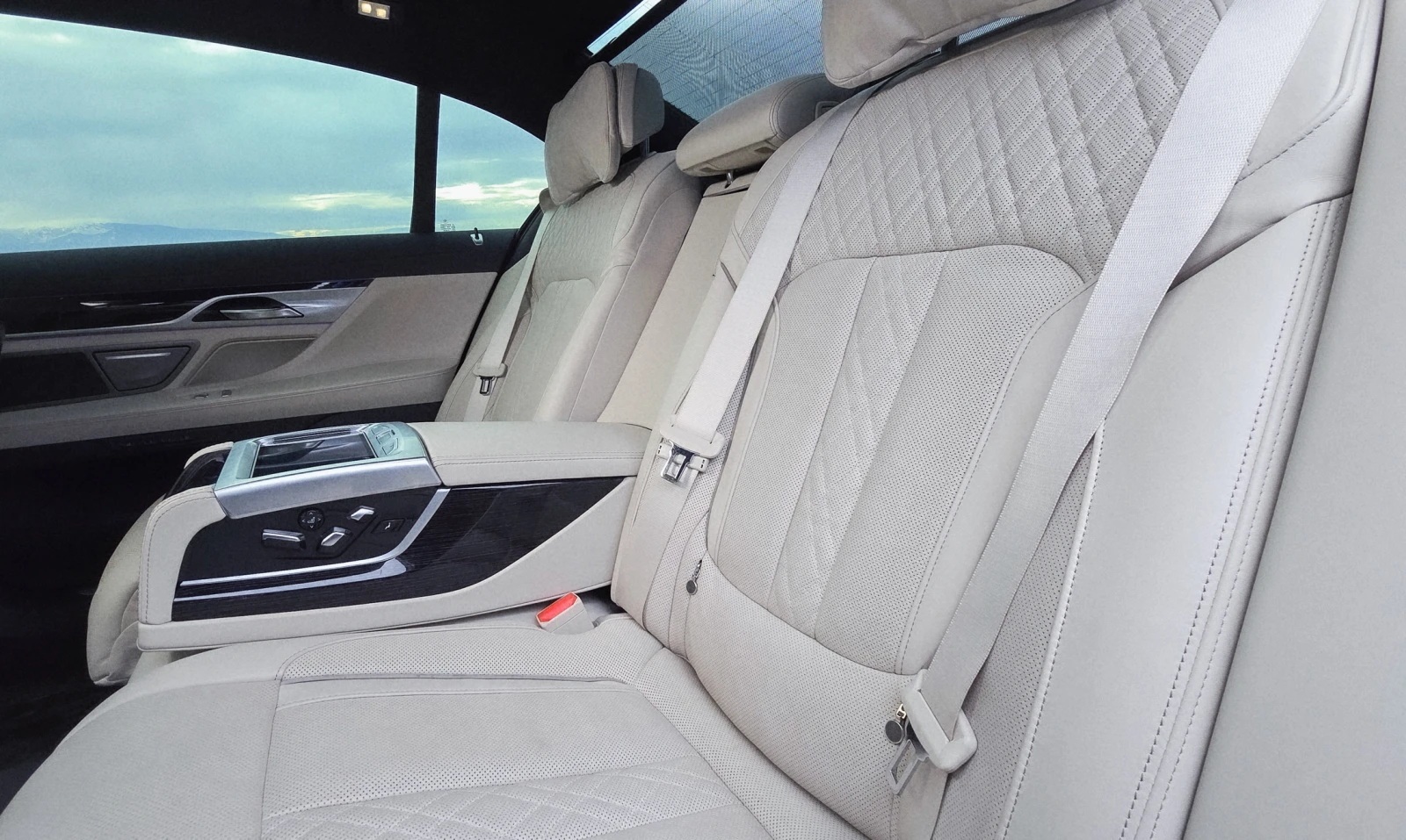 BMW 750 LCI XDRIVE M PACK | Mobile.bg � ����������� 11